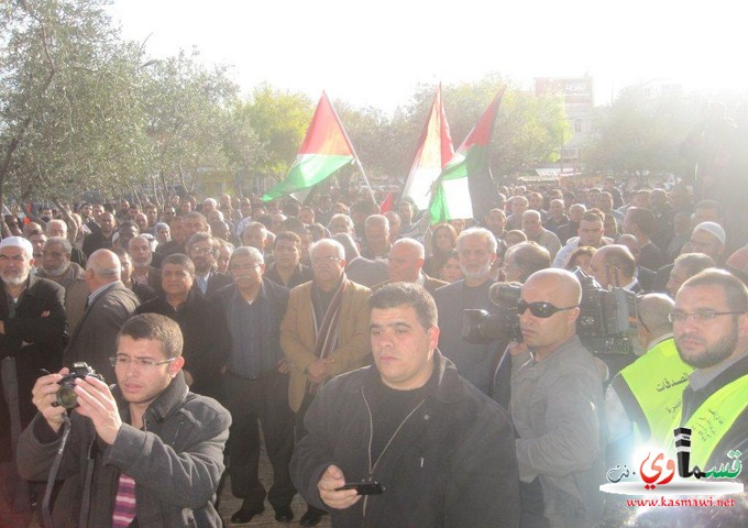النائبان صرصور وغنايم يشاركان في مظاهرة في الناصرة لدعم الأسرى المضربين عن الطعام 